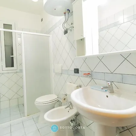 Atena Flat -