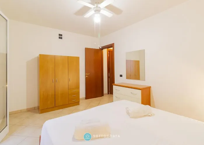 Atena Flat -
